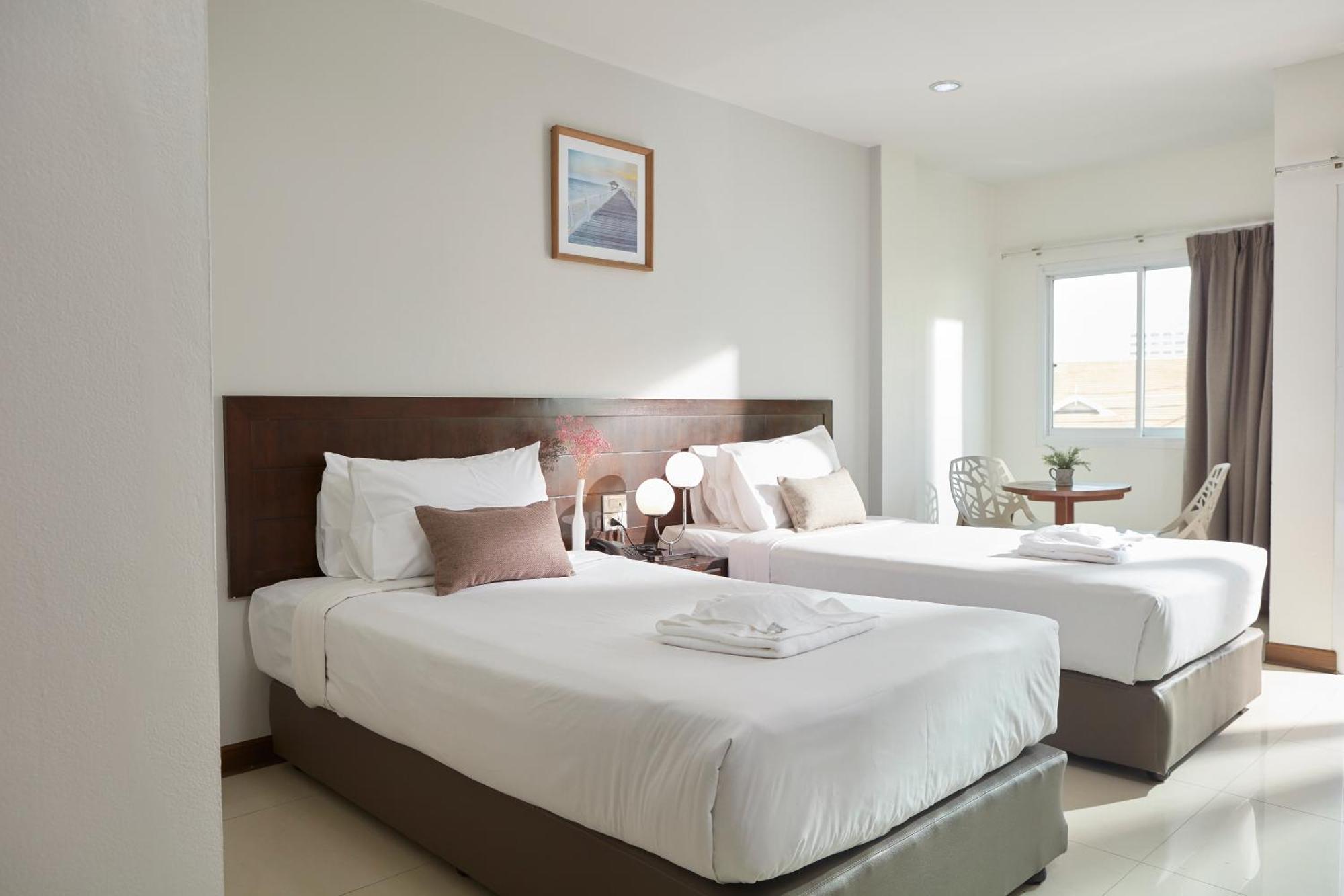 Rhienchai Place Hotel Surat Thani Zewnętrze zdjęcie