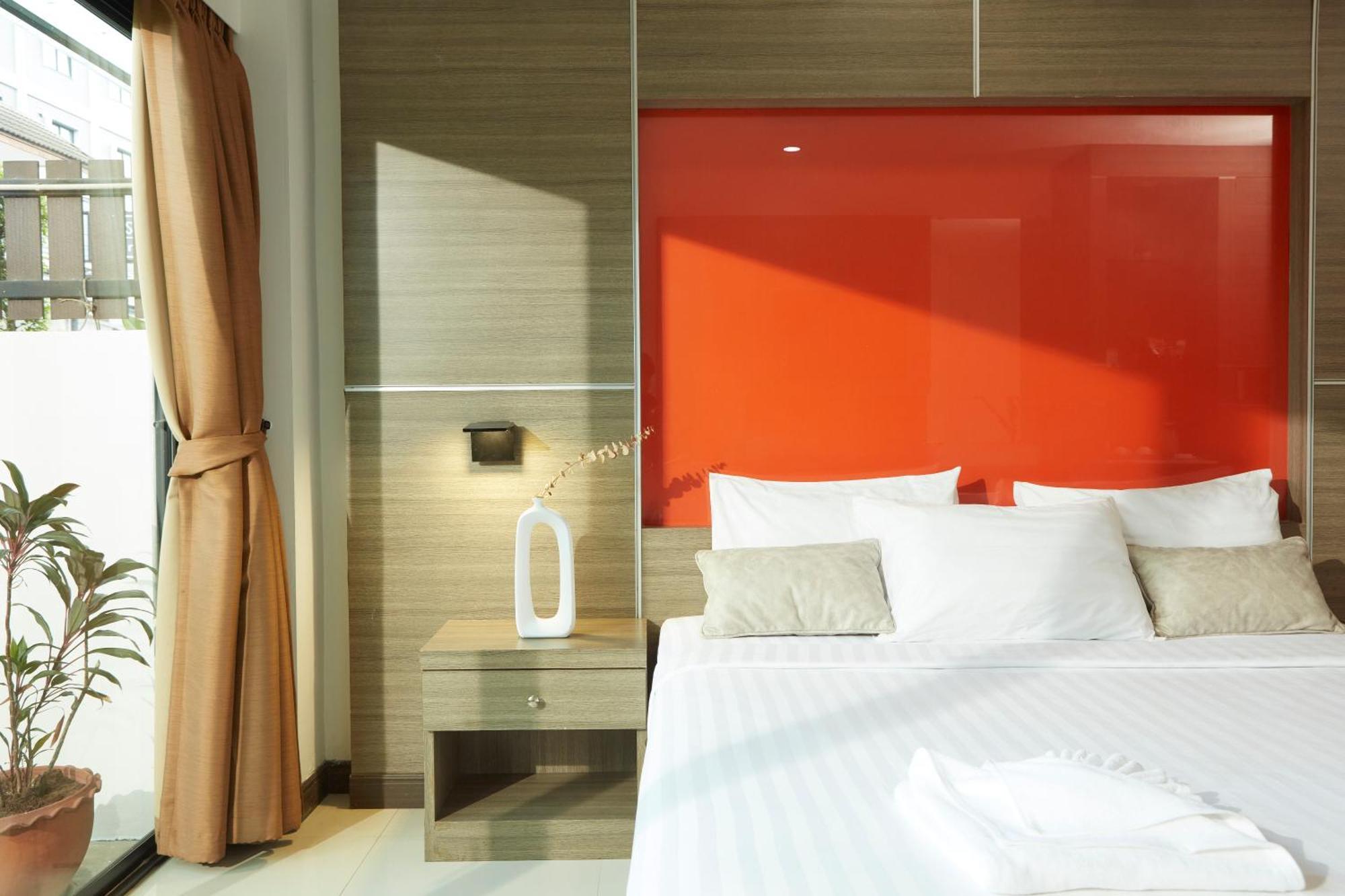 Rhienchai Place Hotel Surat Thani Zewnętrze zdjęcie