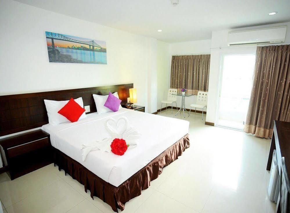 Rhienchai Place Hotel Surat Thani Zewnętrze zdjęcie